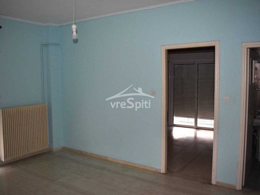 ΚΟΥΖΙΝΑ-ΚΑΘΙΣΤΙΚΟ-ΥΠΝΟΔΩΜΑΤΙΟ ΣΤΟ ΒΑΘΟΣ