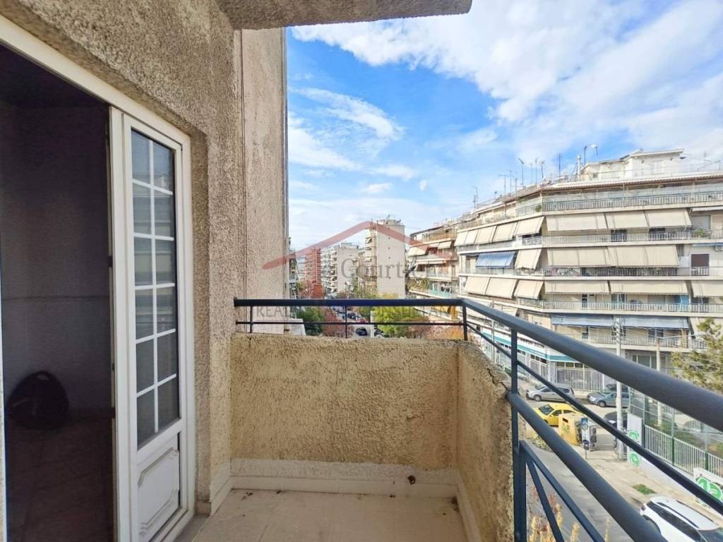 Θέα από μπαλκόνι