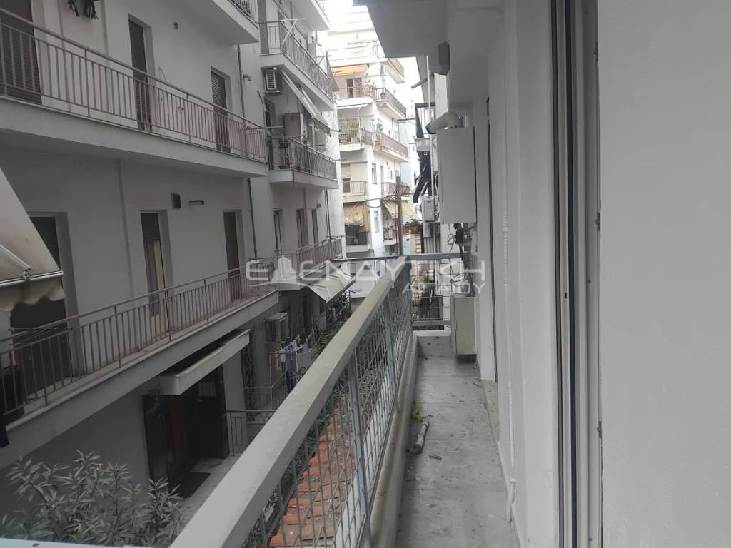 Θέα από μπαλκόνι