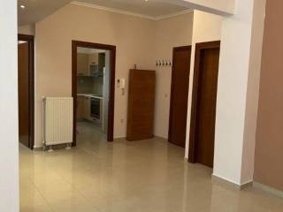 Forumland Real Estate, Σαλόνι