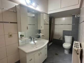 Forumland Real Estate, Μπάνιο