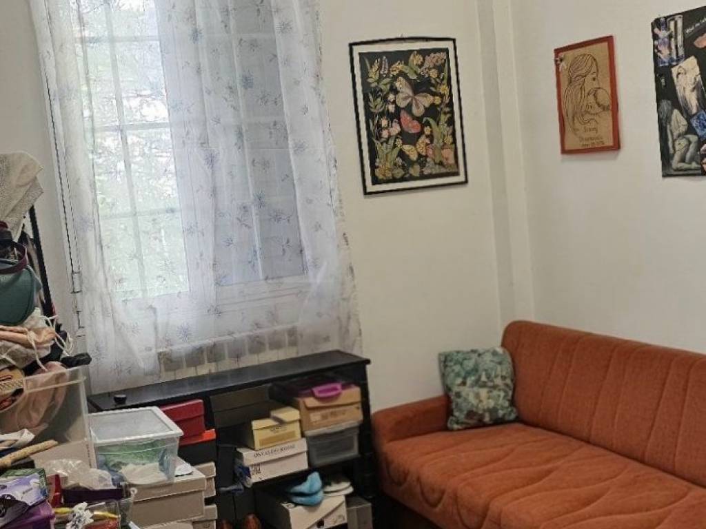 mini kathistiko plesion tes koyzinas