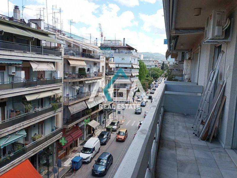 Θέα από μπαλκόνι