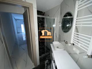 Αχειροποίητος, Στούντιο