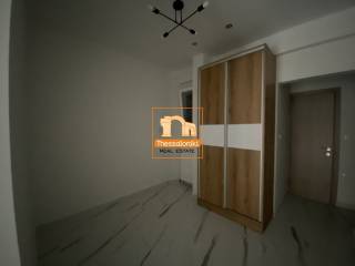 Αχειροποίητος, Στούντιο