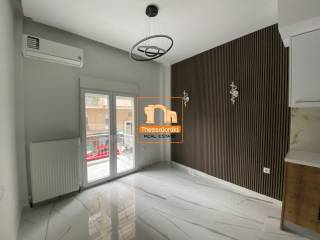 Αχειροποίητος, Στούντιο