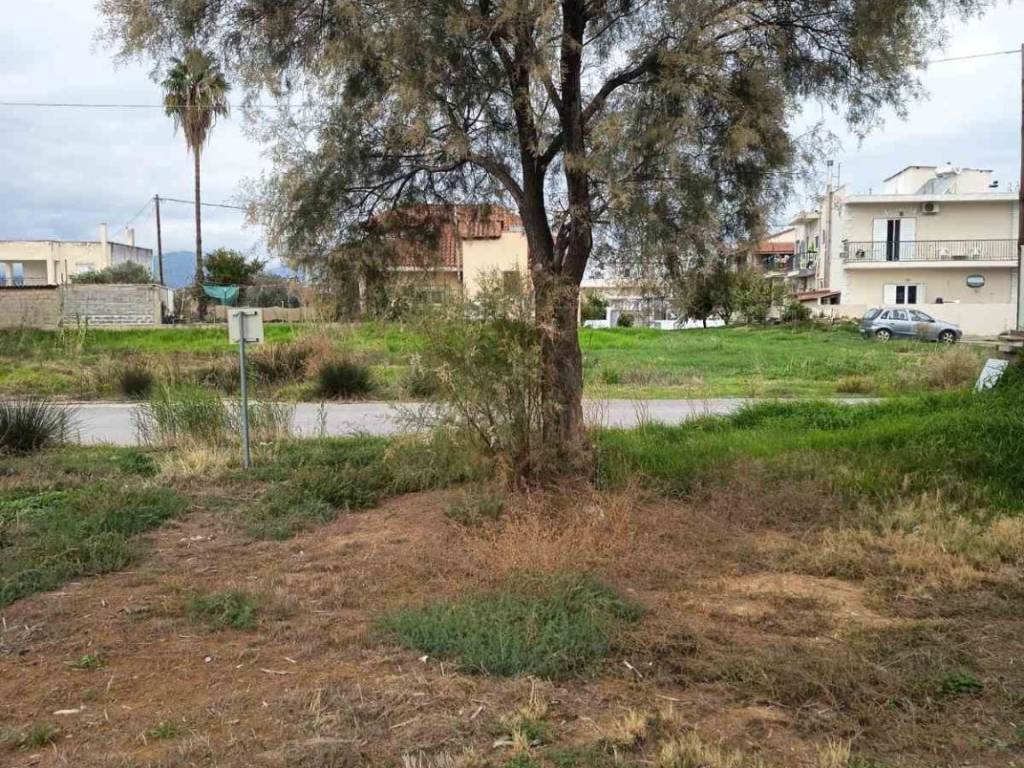 πρόσβαση από άσφαλτο