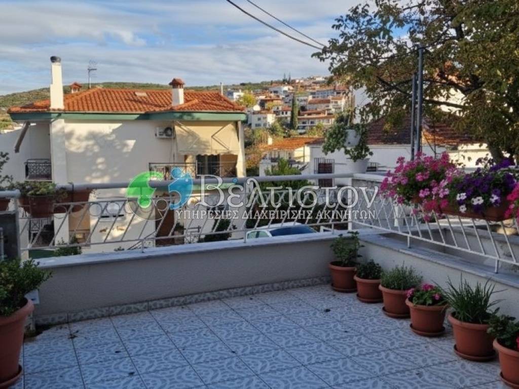 Θέα από μπαλκόνι