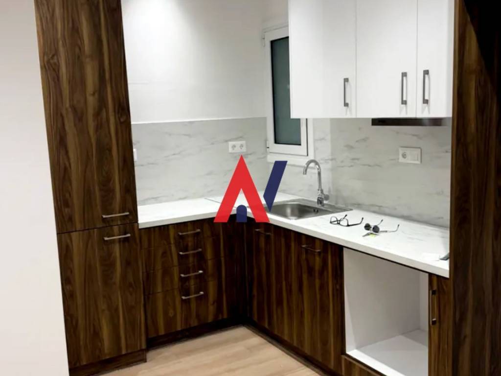 9 : ΕλευθερίουΒενιζέλου 318, 176 75 Καλλιθέα _ ΠΩΛΗΣΗ.jpg.jpg