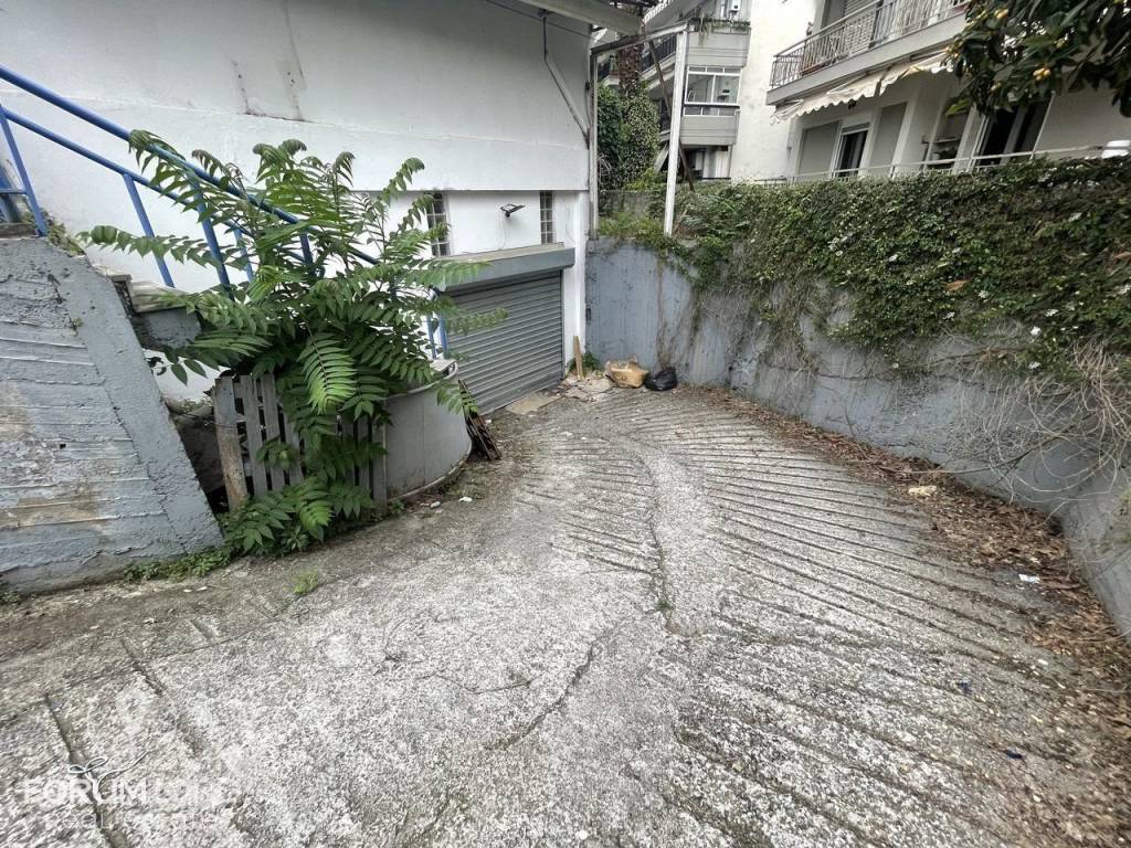 Forumland Real Estate, Ράμπα φορτοεκφόρτωσης