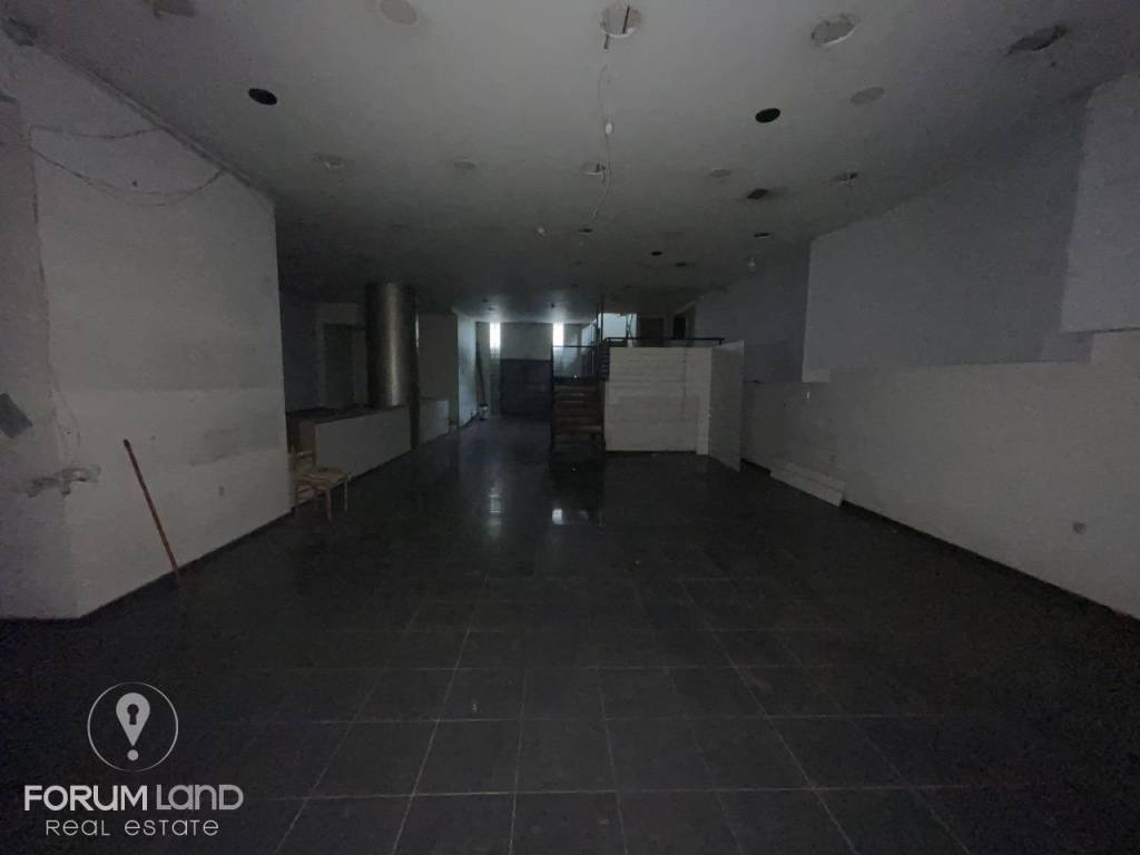 Forumland Real Estate, υπόγειο