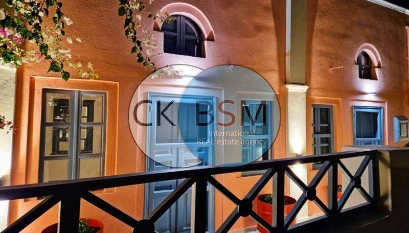 Άποψη αυλής - εξωτερικών χώρων / Yard and outdoor view