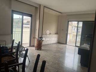 Forumland Real Estate, Σαλόνι