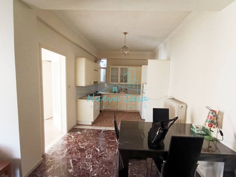 Σαλοκουζίνα