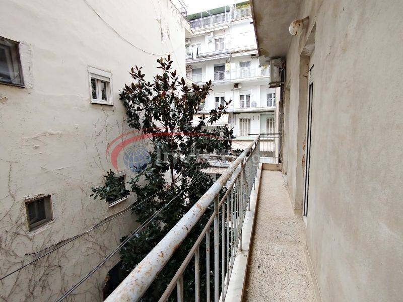 Θέα από μπαλκόνι