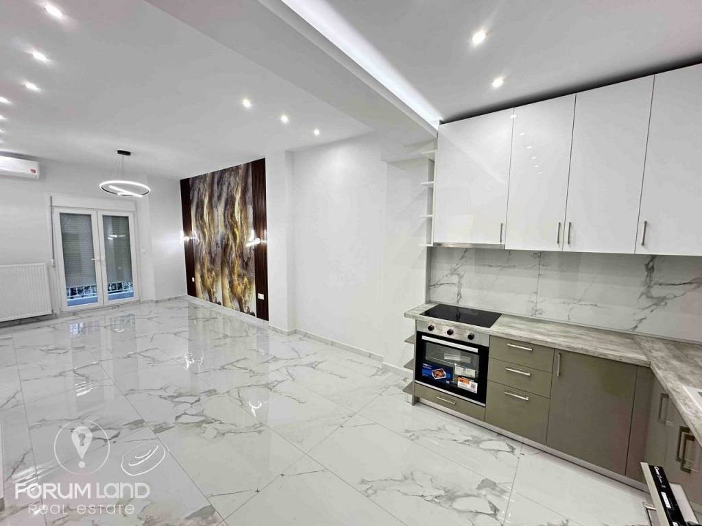 Forumland Real Estate, Σαλοκουζίνα