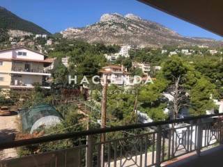 Θέα από μπαλκόνι