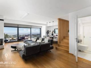 Forumland Real Estate, Σαλόνι με τζάκι