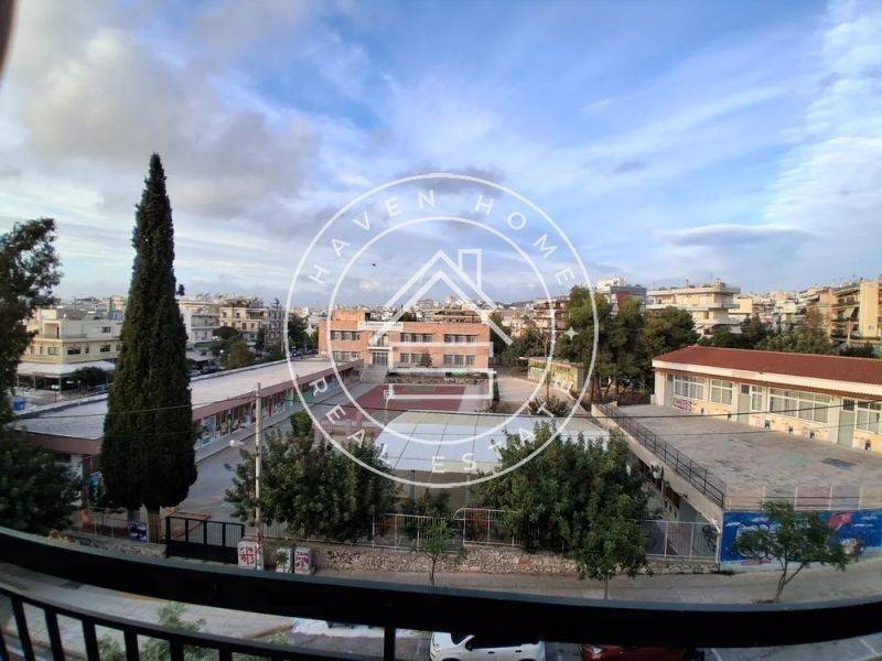 Θέα από μπαλκόνι