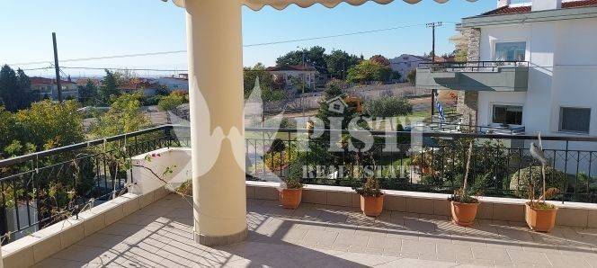 Θέα από μπαλκόνι