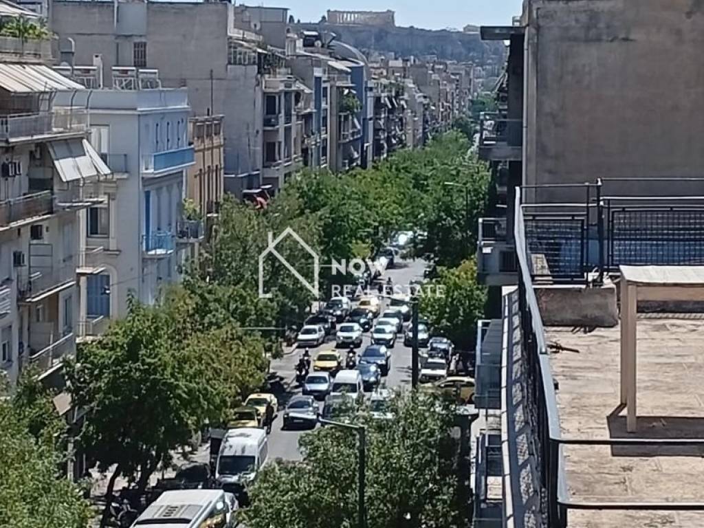 Θέα από μπαλκόνι