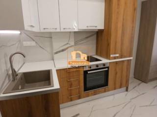 Μπότσαρη, Στούντιο, 32 τ.μ.