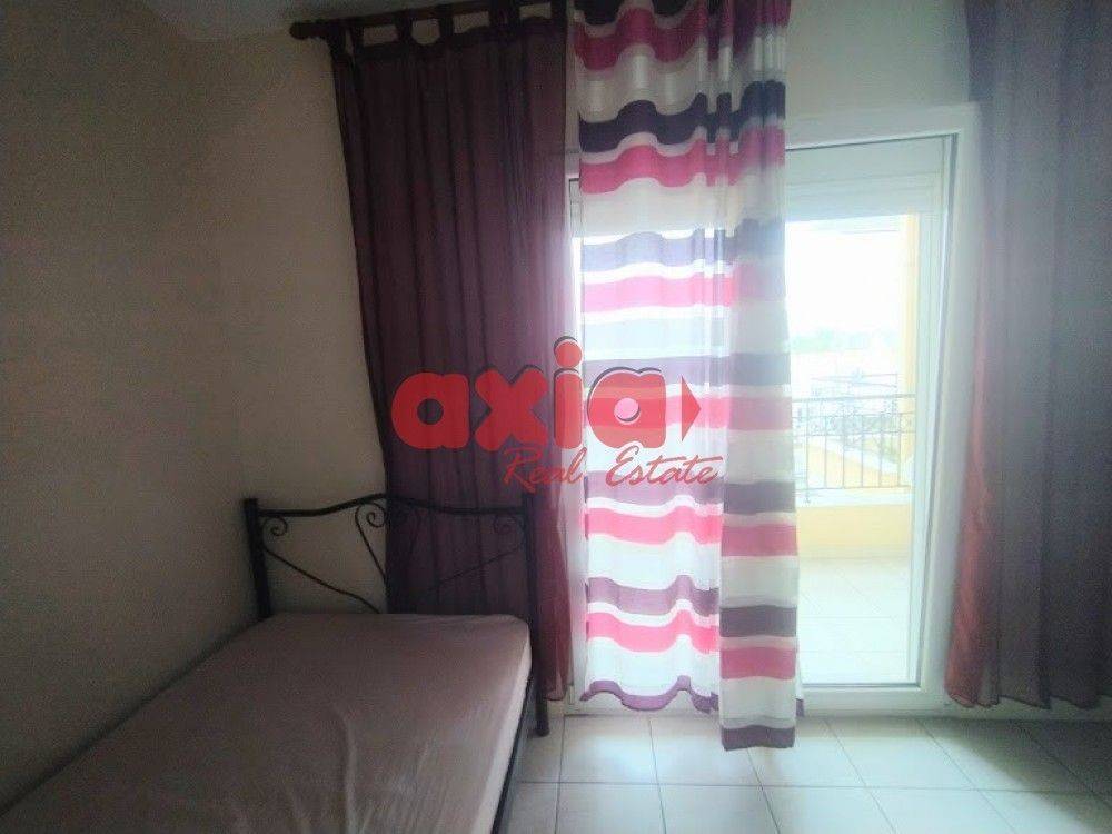 Ενοικιάζεται Studio 25τ.μ. που βρίσκεται στον 1ο όροφο οικοδομής  κοντά στην Αγία Ειρηνη,