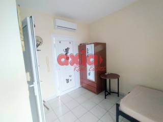 Ενοικιάζεται Studio 25τ.μ. που βρίσκεται στον 1ο όροφο οικοδομής  κοντά στην Αγία Ειρηνη,