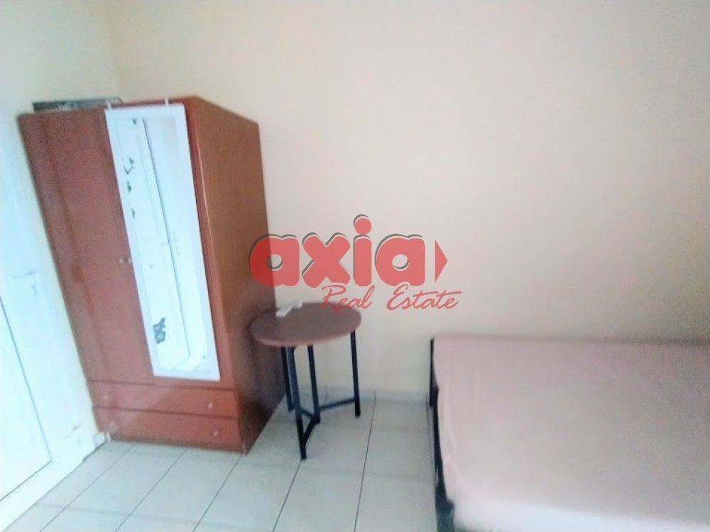 Ενοικιάζεται Studio 25τ.μ. που βρίσκεται στον 1ο όροφο οικοδομής  κοντά στην Αγία Ειρηνη,