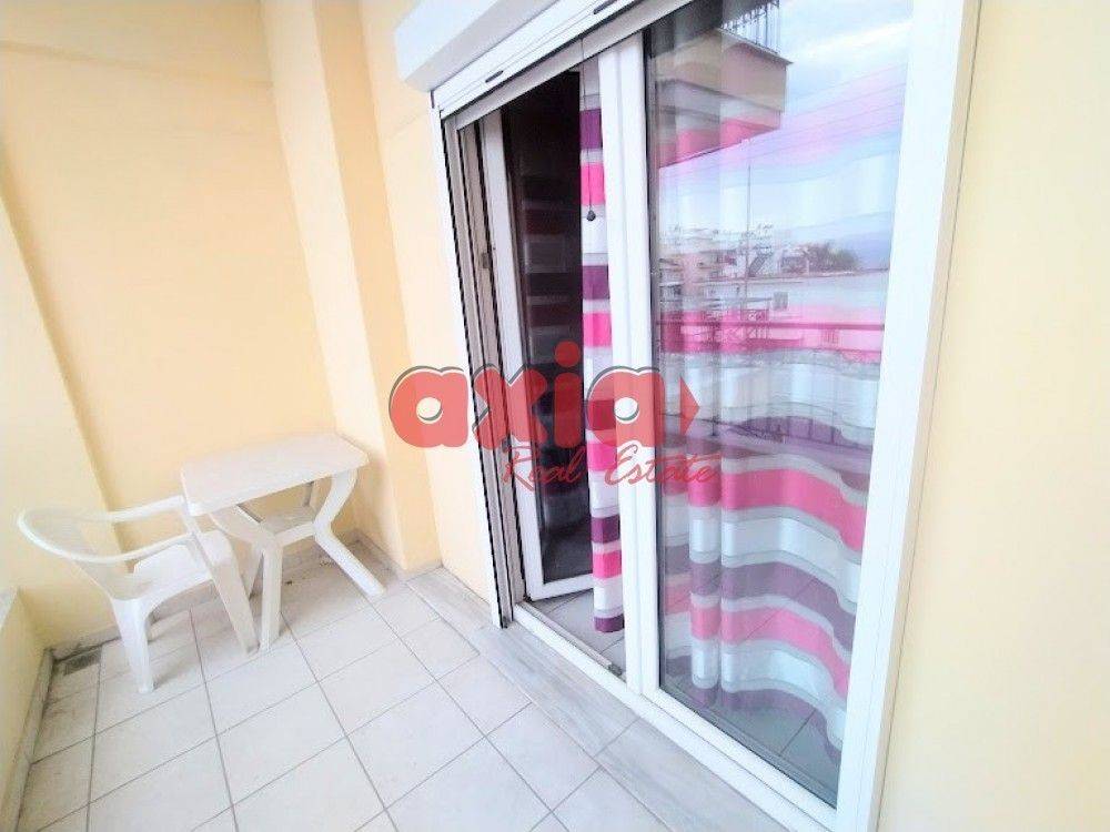 Ενοικιάζεται Studio 25τ.μ. που βρίσκεται στον 1ο όροφο οικοδομής  κοντά στην Αγία Ειρηνη,