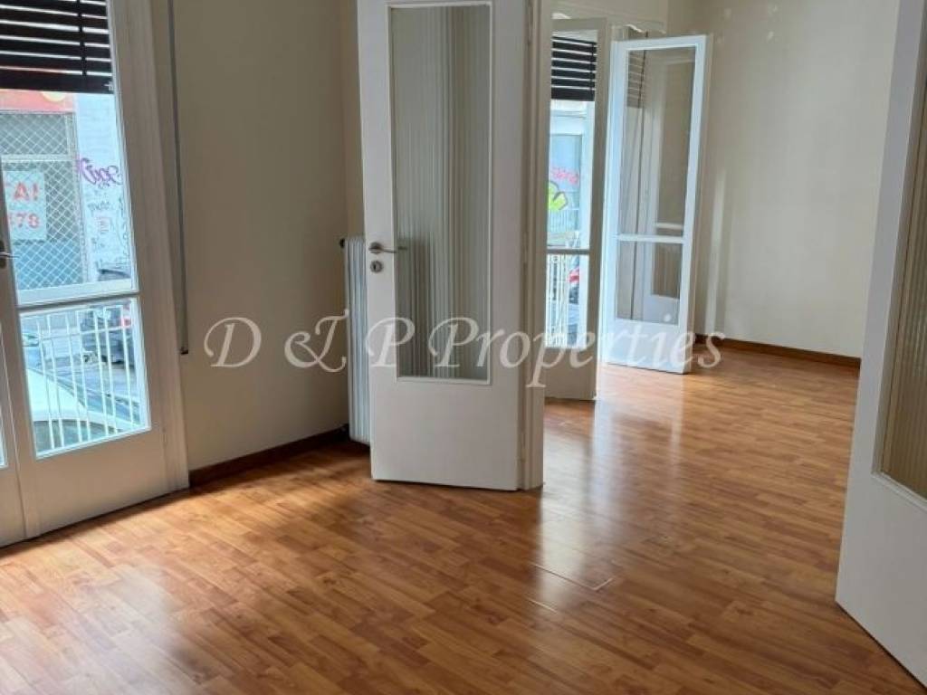 Μπροστινά δωμάτια