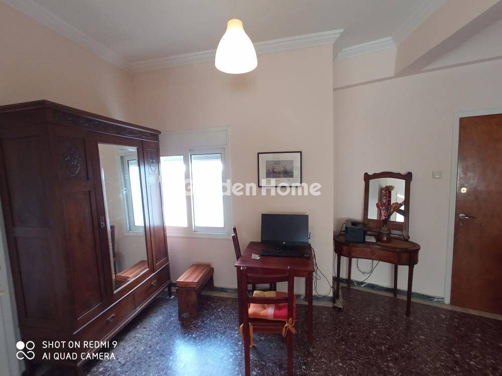 Χολ - Διάδρομος