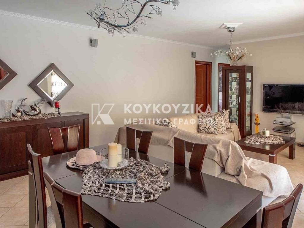 Σαλοκουζίνα