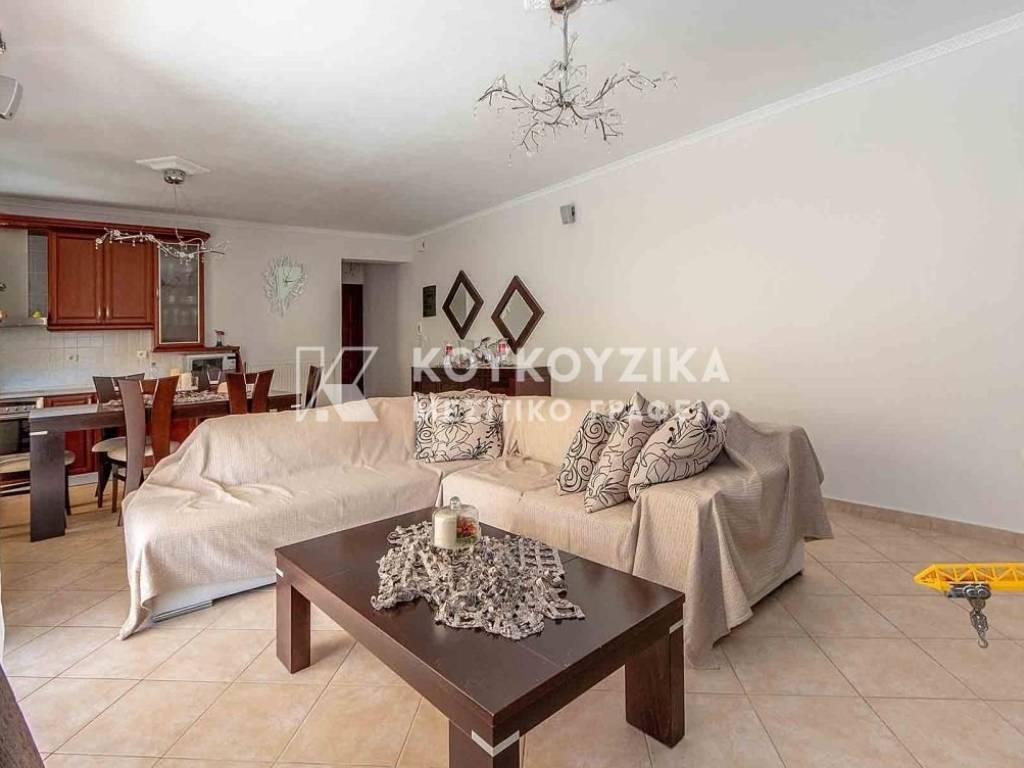 Σαλοκουζίνα