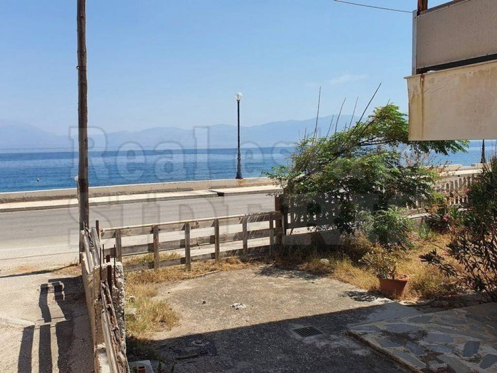 Θέα θάλασσα