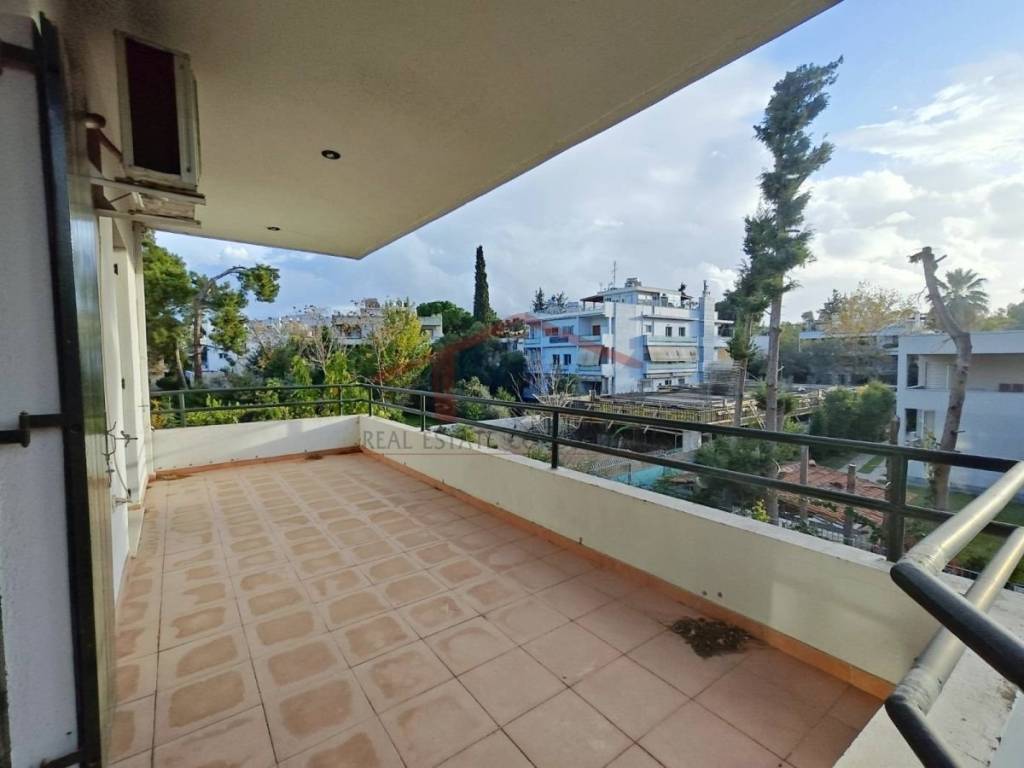 Θέα από μπαλκόνι