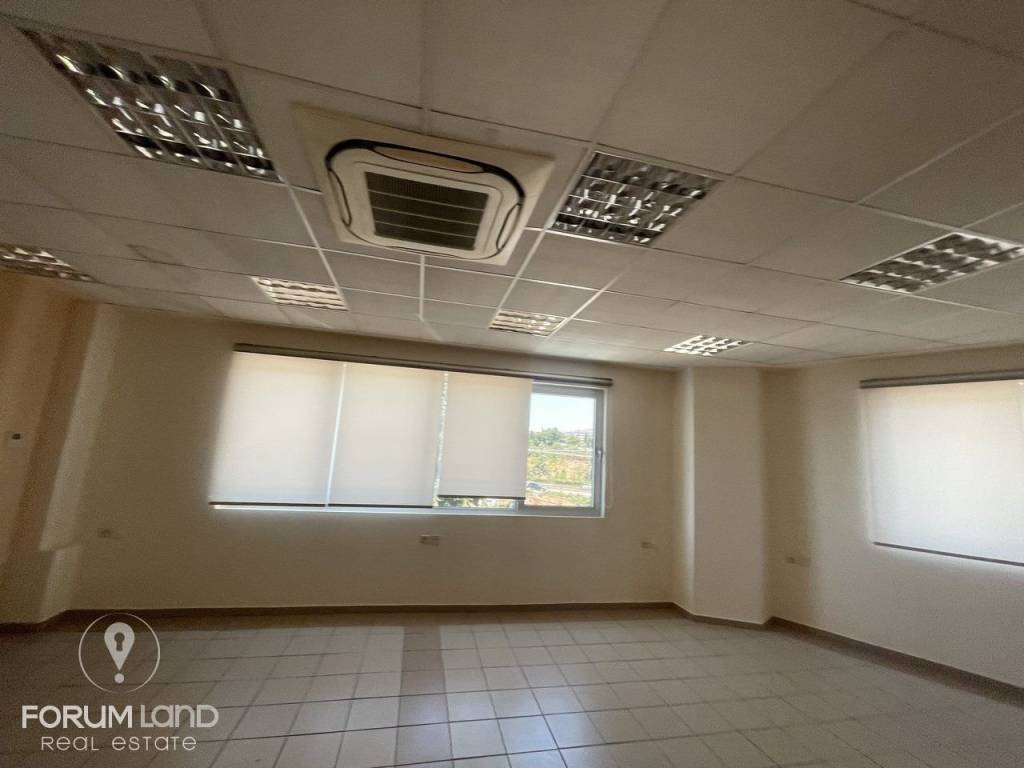 Forumland Real Estate, Επαγγελματικός χώρος 100τ.μ.