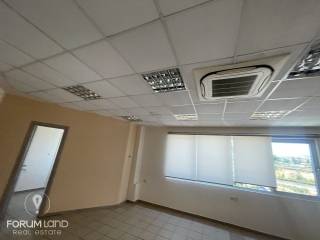 Forumland Real Estate, Επαγγελματικός χώρος 100τ.μ.