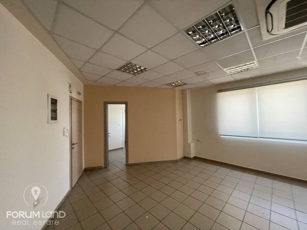 Forumland Real Estate, Επαγγελματικός χώρος 100τ.μ.