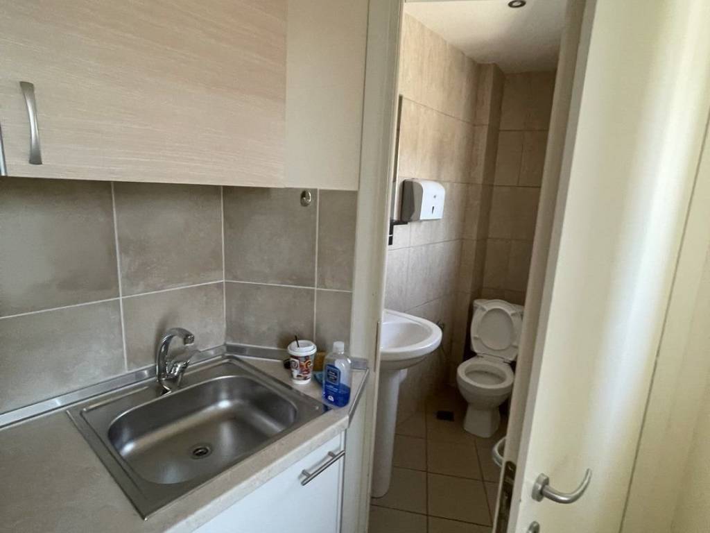 Forumland Real Estate, Επαγγελματικός χώρος 100τ.μ.