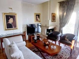 Forumland Real Estate, Σαλόνι με τζάκι