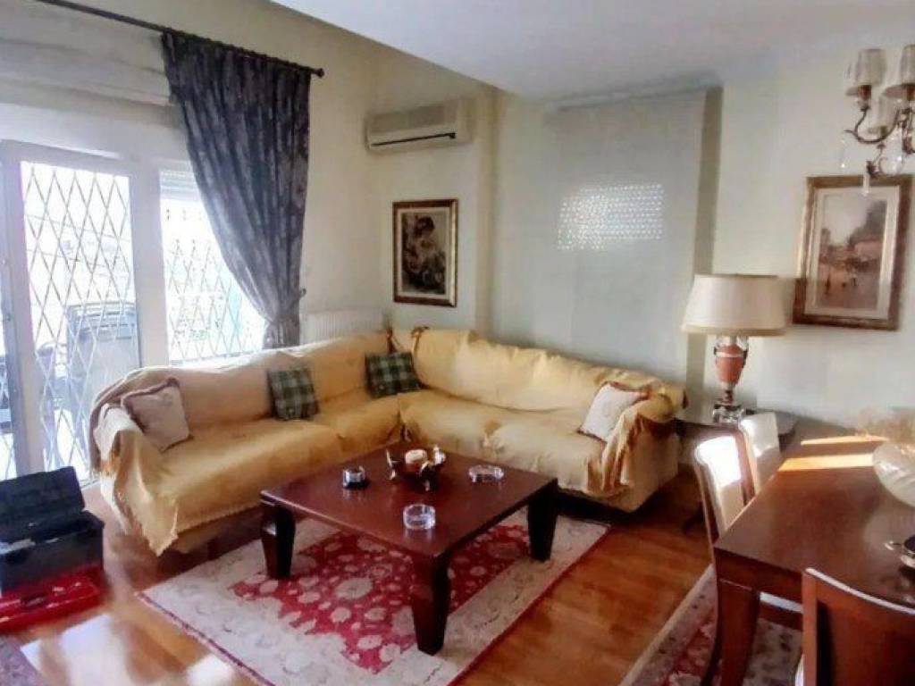 Forumland Real Estate, Καθιστικό