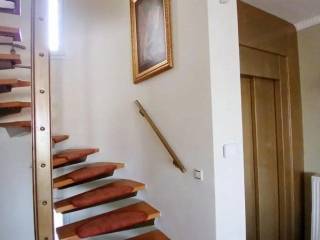 Forumland Real Estate, Εσωτερικές Σκάλες