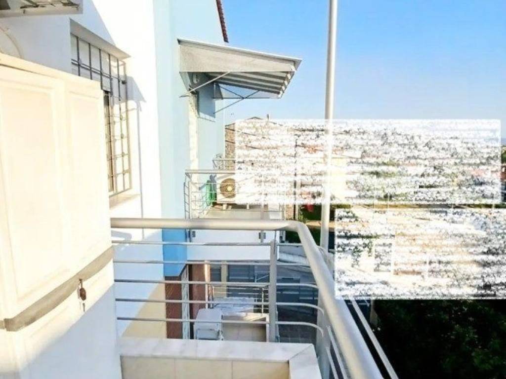 Forumland Real Estate, Βεράντες