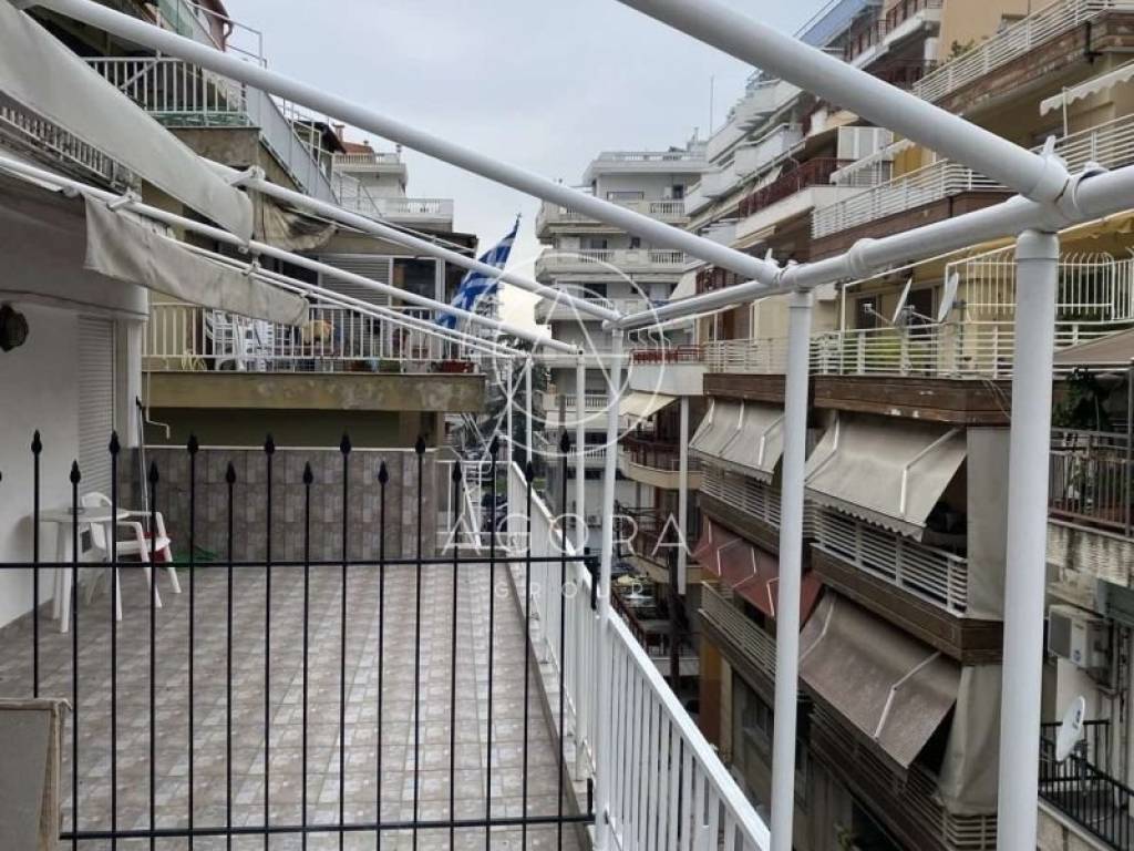 Θέα από μπαλκόνι