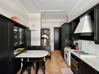 exarcheia_residential_building_for_sale