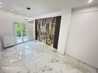 Forumland Real Estate, Σαλοκουζίνα