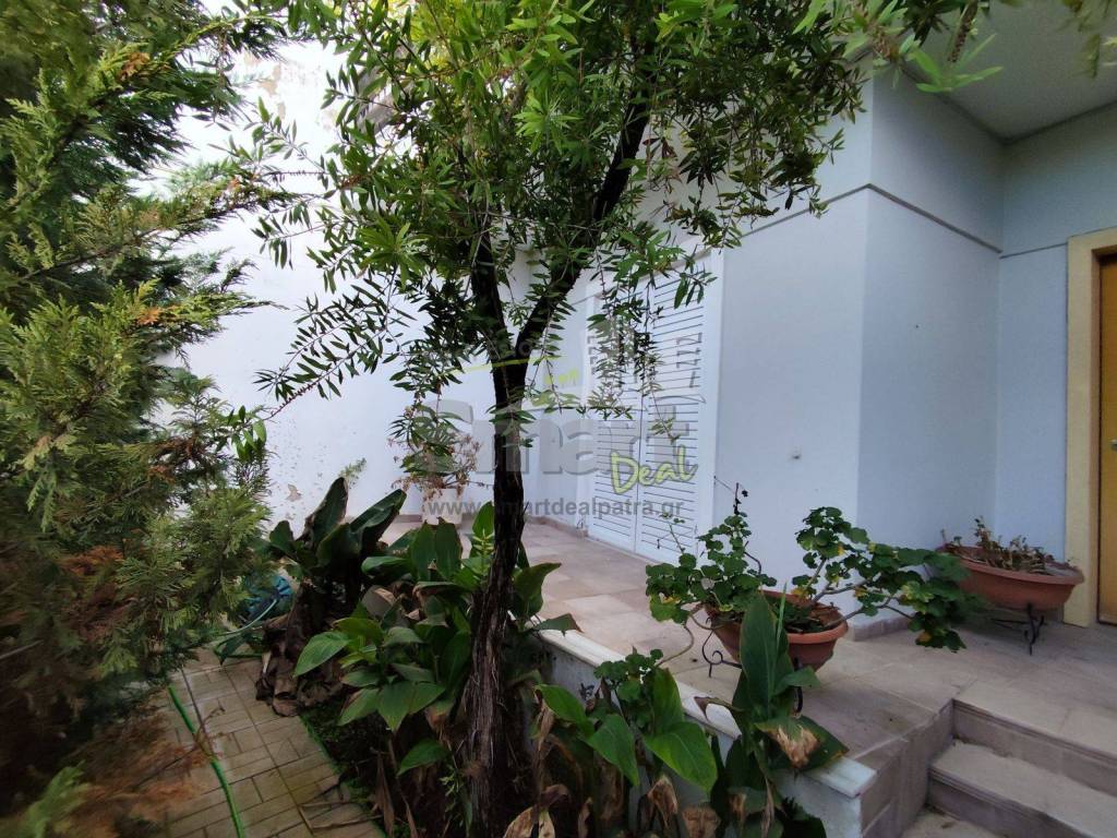 Εξωτερικοι χώροι