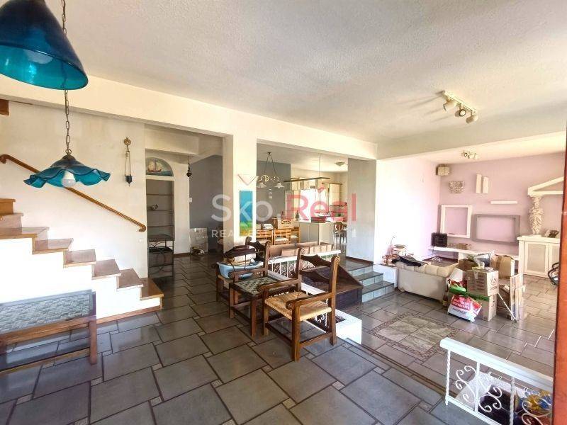 Σαλοκουζίνα