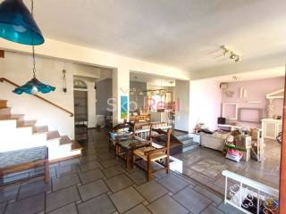 Σαλοκουζίνα